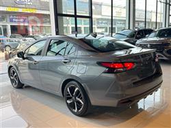 نيسان فيرسا